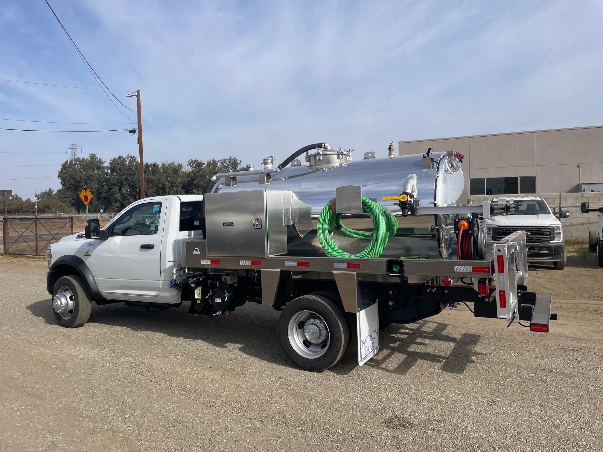 Portable Restroom Truck VA54 1250 2CPT